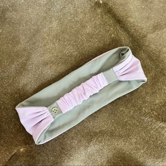 Lululemon Bang Buster Headband *Reversible Pretty Purple / Ambient Grey - Picture 2 of 4